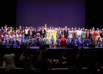 枫彩艺术团《月朗枫情》大型中秋晚会