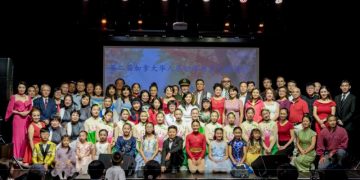 加拿大华人原创诗歌音乐朗诵会表演