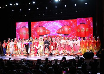 2024年“欢乐春节”海外戏曲春晚-中国戏曲名家多伦多演唱会